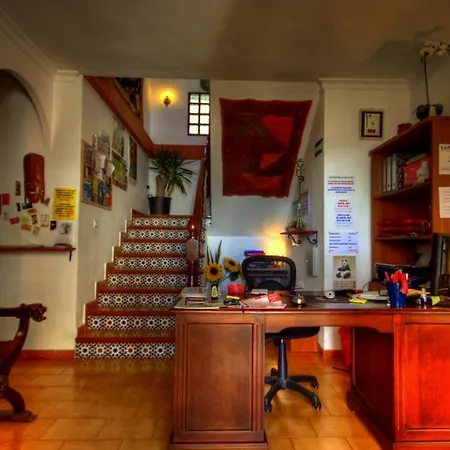 The Melting Pot & Kiteschool Hostel Tarifa
